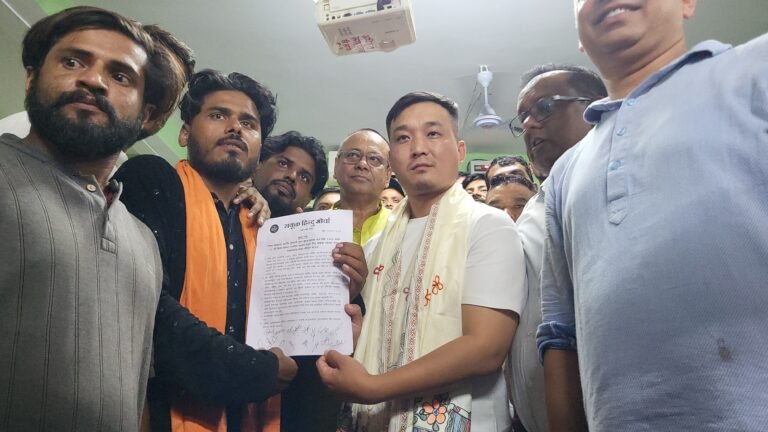 गृहमन्त्री गुरुङसहितको सरकारी टोली र हिन्दूवादी प्रतिनिधिबीच १३ बुँदे सहमति