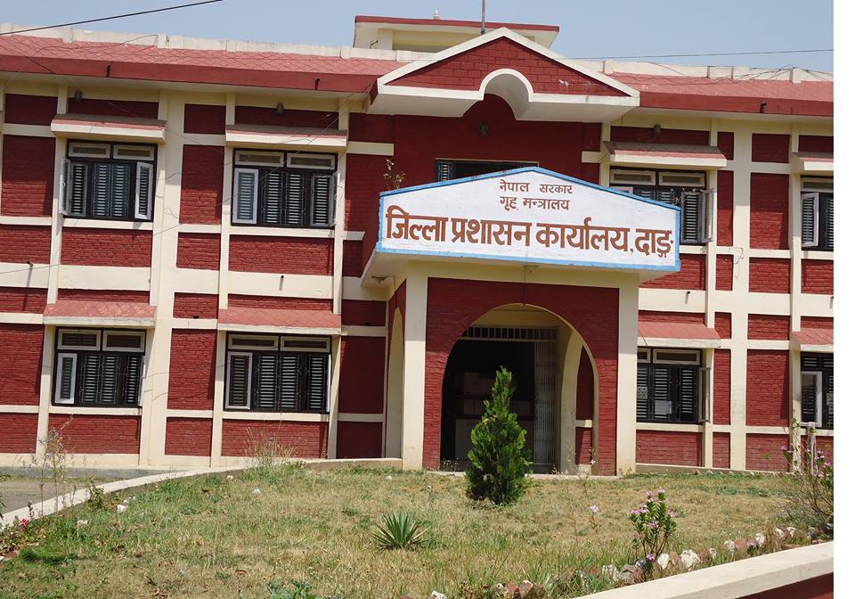 तोकिएको समयमा मात्र होटल खोल्न प्रशासनको निर्देशन