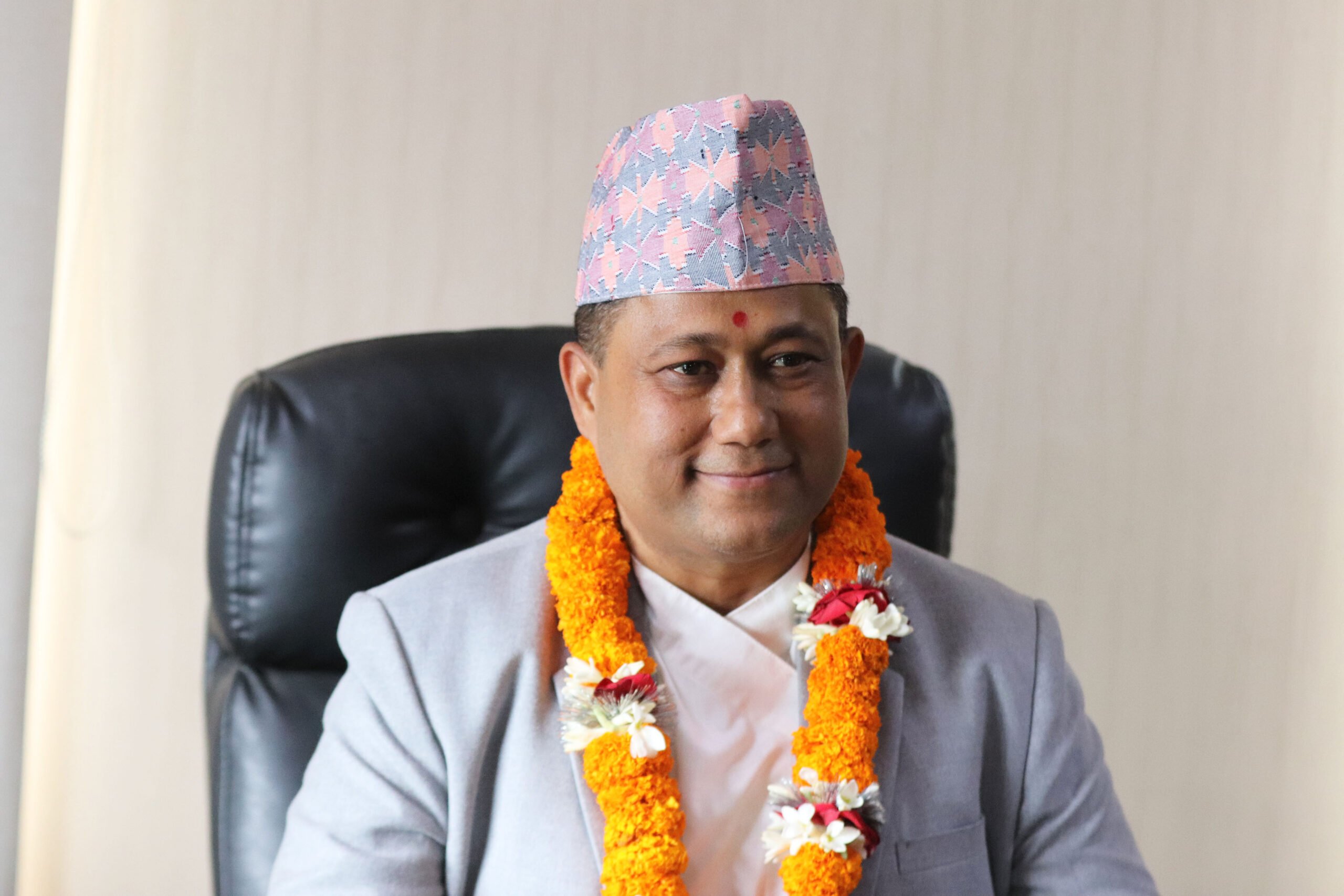 परराष्ट्रमन्त्रीसँग मरिसस र सिङ्गापुरका मन्त्रीहरूको भेट
