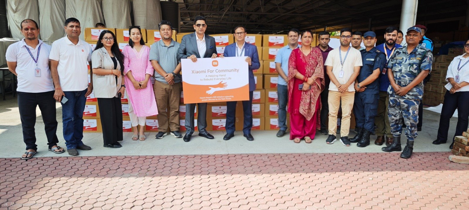 शाओमी नेपालद्वारा बाढीपीडितका लागि अत्यावश्यक घरायसी सामग्री सहयोग