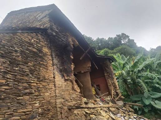 लगातारको वर्षाले तनहुँमा वितण्डा, १८ घरमा क्षति
