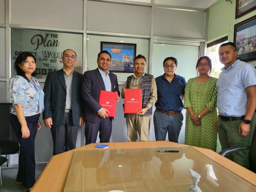 काठमाडौँ मोडेल अस्पताल र प्रभु बैंकबीच विशेष छुट सम्झौता
