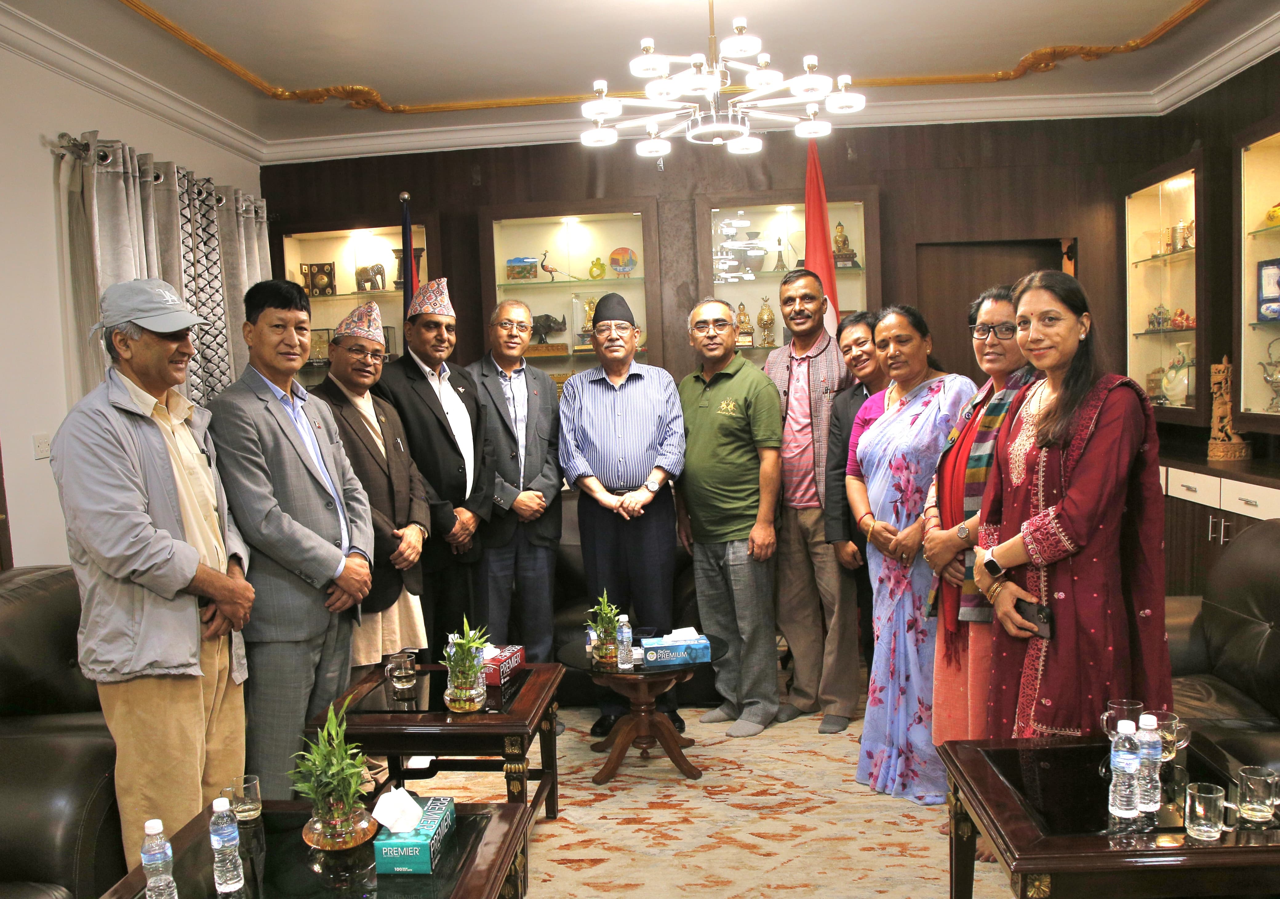 नदी किनाराका जग्गासम्बन्धी समस्या समाधानका लागि पहल गर्न सर्वदलीय आग्रह