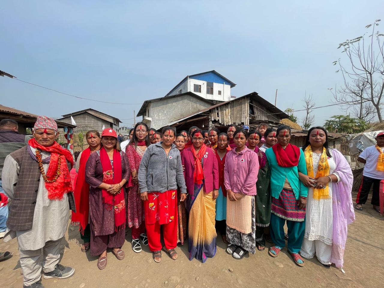 भरतपुरमा रेनुलाई जिताउने अभियान तीव्र, १५० जना राप्रपा परित्याग गरी नेकपा प्रवेश