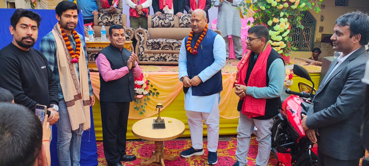 जनकपुरमा टीभीएसको नयाँ शोरूमको उद्घाटन