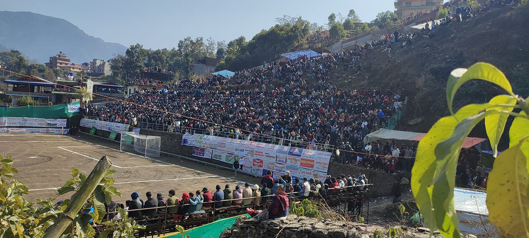 त्रिवेणी कपको फाइनल खेल हेर्न आएका दर्शक (तस्बिर)