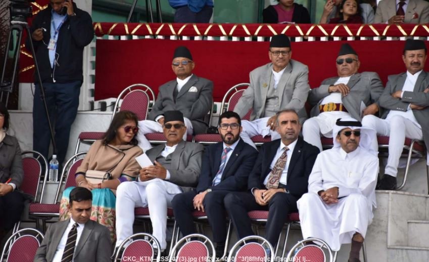 घोडाजात्रा अवलोकन गर्दै विदेशी पाहुना