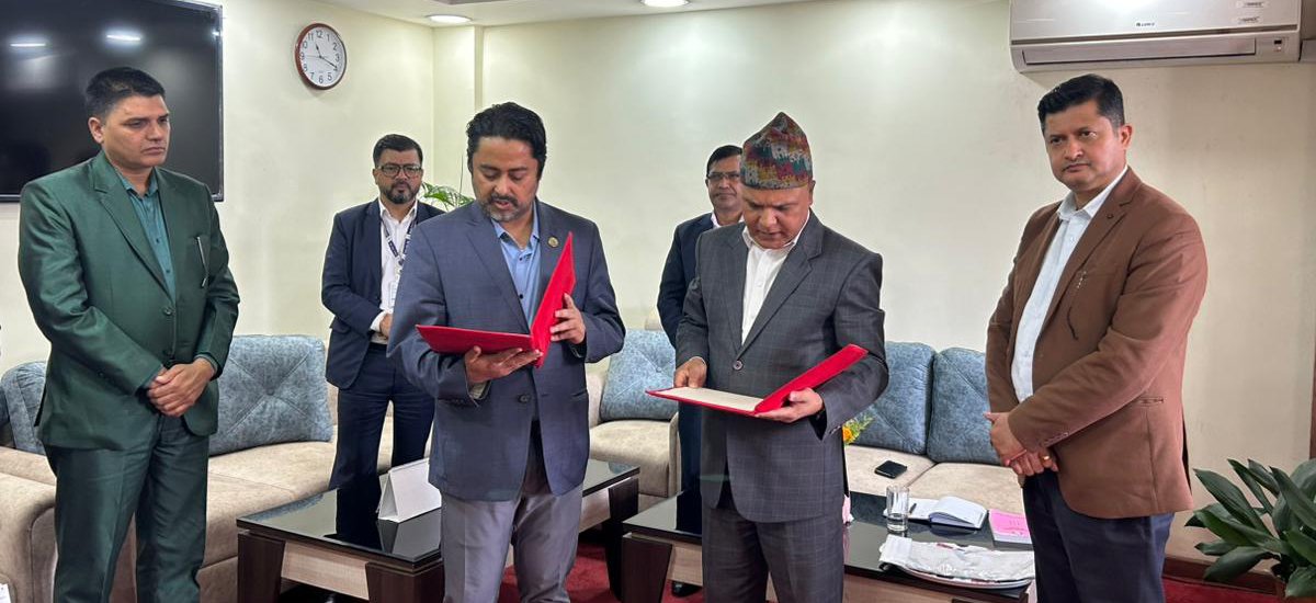 कामना सेवा विकास बैंकका अध्यक्ष सुदिप आचार्यद्वारा सपथ ग्रहण