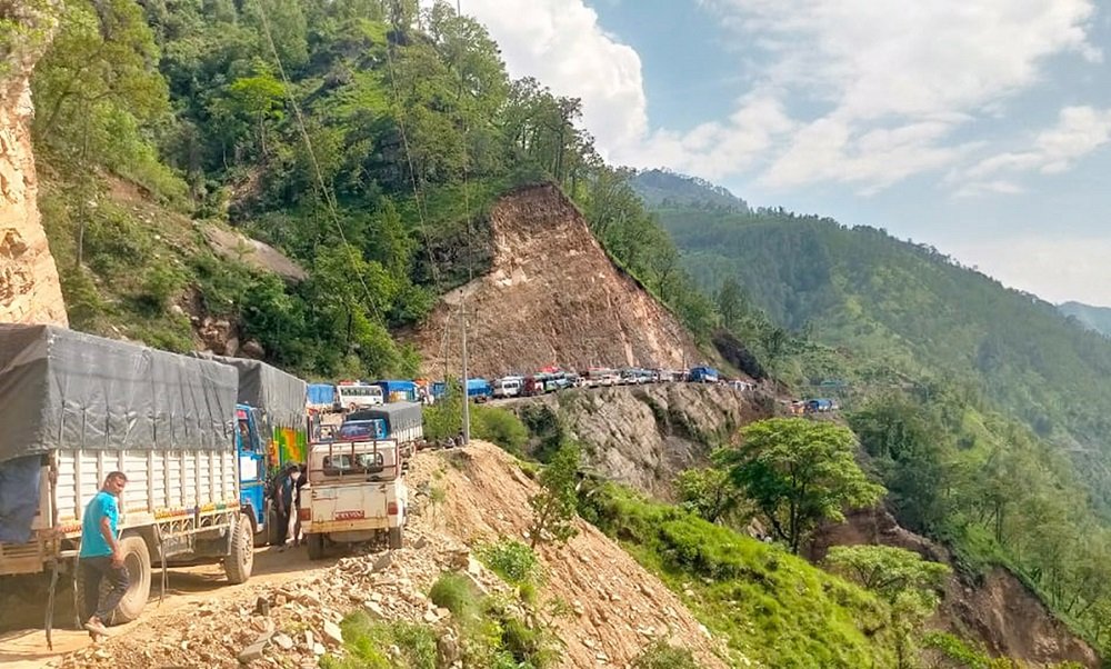 कर्णालीमा ७७१.३६ किलोमिटर सडक कालोपत्र