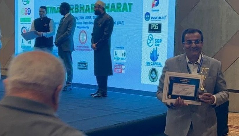 शिवम सिमेन्टका कार्यकारी निर्देशक ‘आउटस्ट्यान्डिङ इन्टरनेसनल लिडरसिप अचिभर्स अवार्ड’बाट सम्मानित