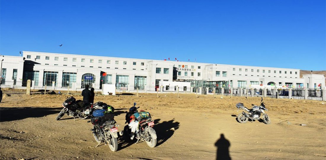 तातोपानी र रसुवागढी नाका खुलेपछि कोरलाबाट आयात-निर्यात घट्यो, राजस्व संकलनमा पनि गिरावट