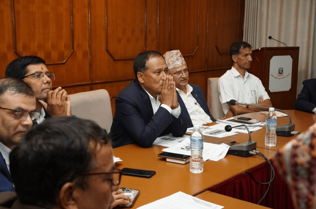 चार सय आयोजनाको ठेक्का तोड्ने तयारी
