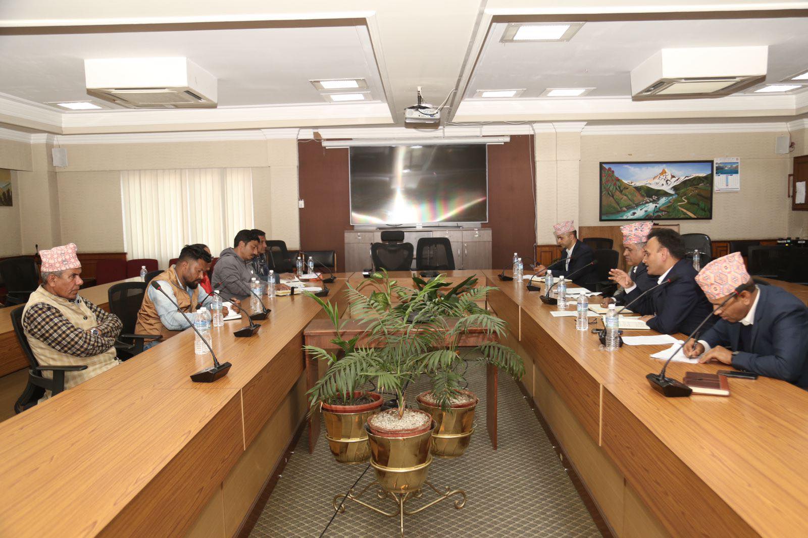 आन्दोलनरत लघुवित्त वित्तीय संस्था पीडित सङ्घर्ष समितिसँगको वार्ता सहमति नजिक