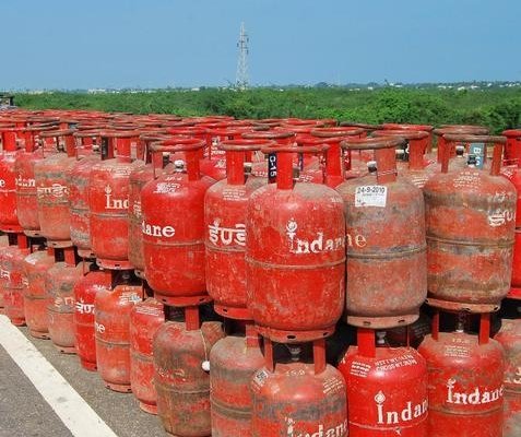 एलपी ग्यासको खपत घटेसँगै खुम्चियो आयात