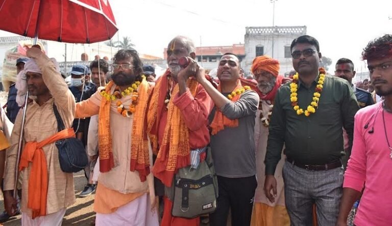 मिथिला मध्यमा परिक्रमाको महोत्तरी यात्रा पूरा, यात्री धनुषा प्रस्थान