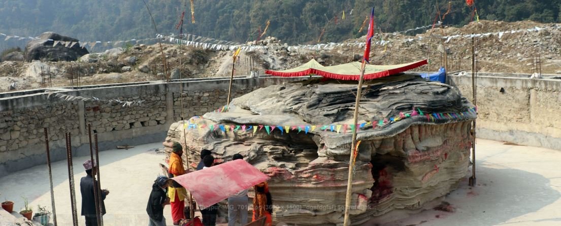 मनकामनाको छत्र शिला