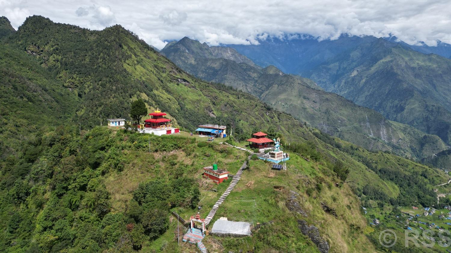 म्याग्दीमा चन्दा सहयोग जुटाएर ऐतिहासिक मन्दिर पुनर्निर्माण