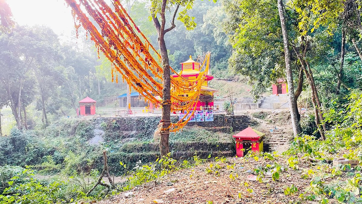 राजापानी सिद्धेश्वर महादेव ओझेलमा