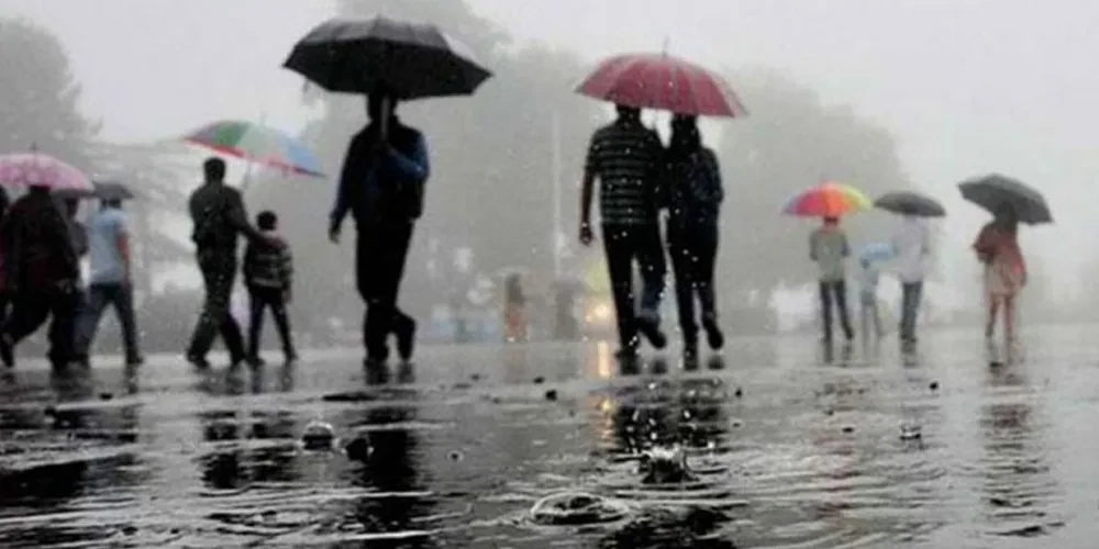 पश्चिमी, स्थानीय वायु र न्यून चापीय क्षेत्रको प्रभाव, यी प्रदेशमा मध्यम वर्षा जारी