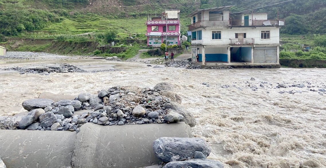 सिन्धुपाल्चोकसहित देशका २१ जिल्लामा आज बाढीको जोखिम