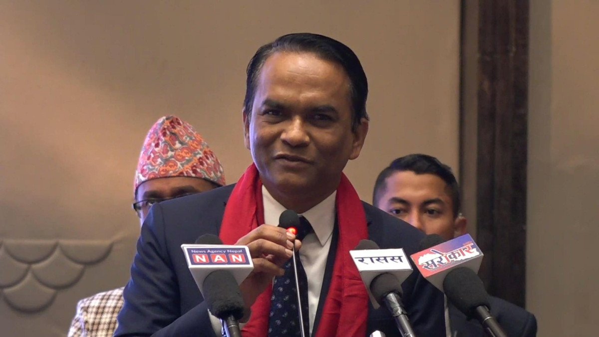 उत्पादनशील क्षेत्रमा लगानी बढे अर्थतन्त्र गतिशील हुन्छ: गभर्नर पौडेल
