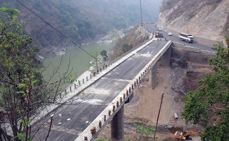 नारायणगढ–मुग्लिन सडकखण्ड थप तीन साता दिउँसोको समयमा बन्द हुने