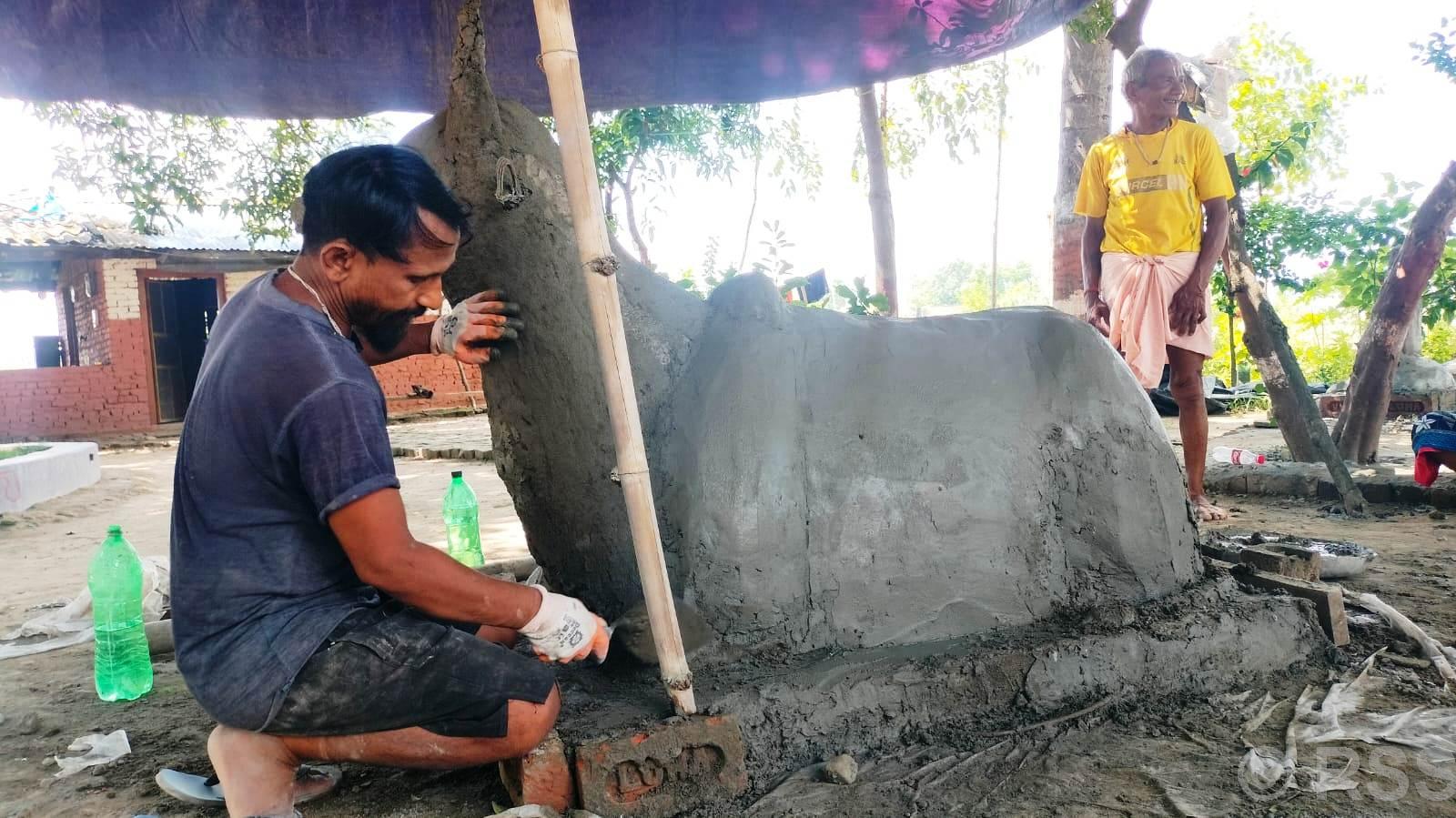 मूर्तिमा जीवन भर्ने प्रेमको सङ्घर्ष