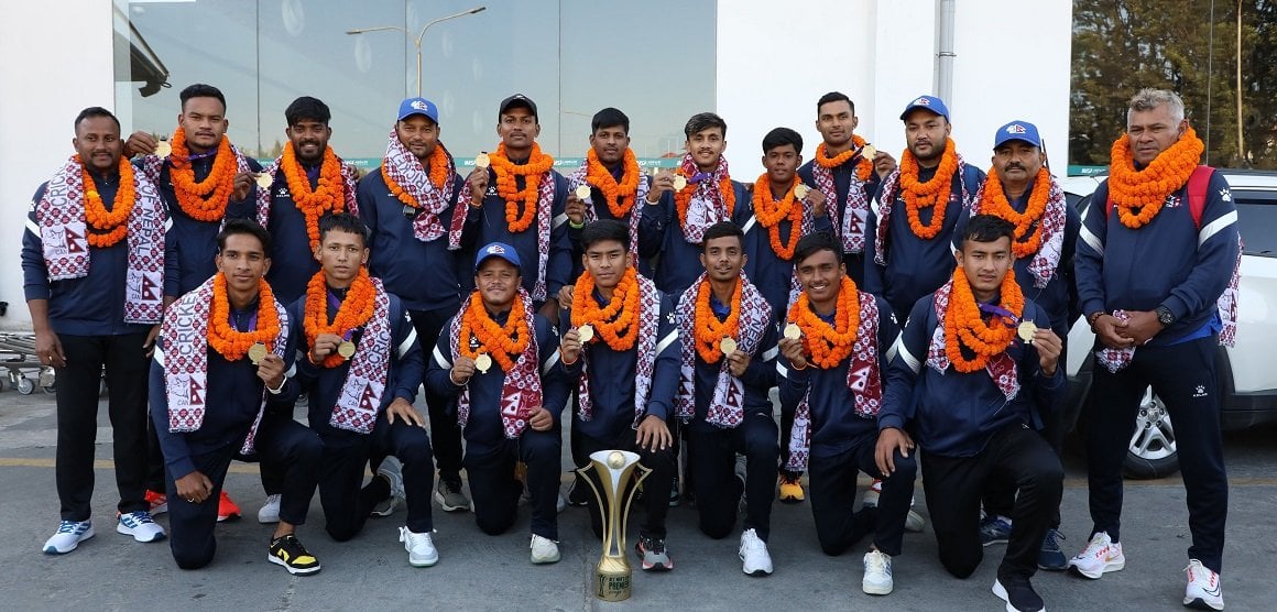 उपाधि बोकेर फर्कियो यू(१९) क्रिकेट टोली