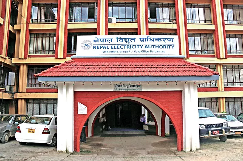 काटियो हुलास स्टिलको बिजुली, के छ त कारण ?