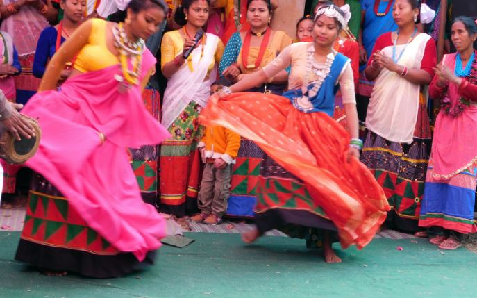 माघी मिलन कार्यक्रममा नृत्य प्रस्तुत