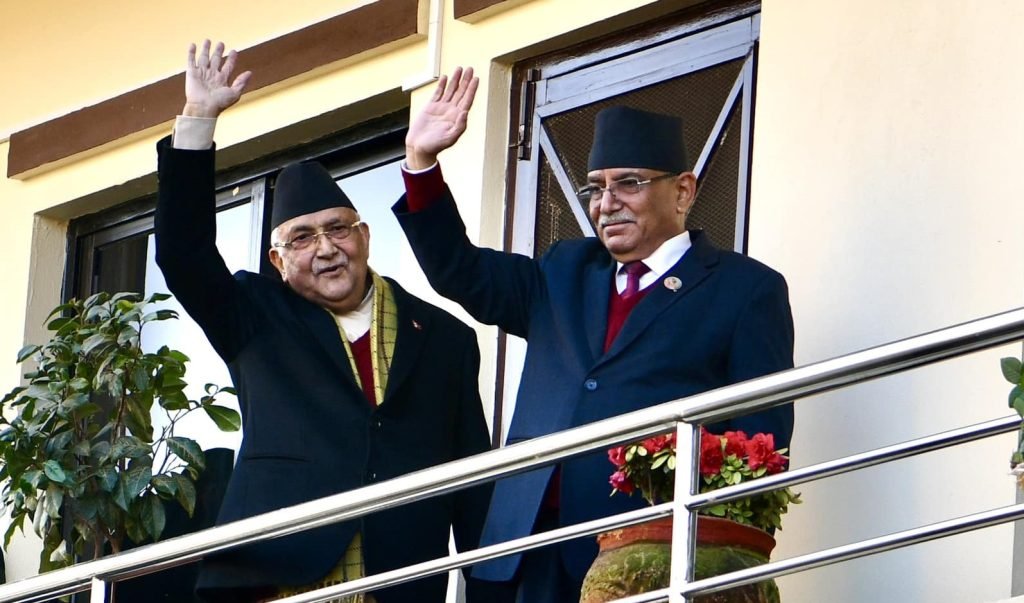 ओलीले पार्टी सदस्यता शुल्कसहित तीन लाख लेबी बुझाए, प्रचण्डले कति बुझाउँछन् ?