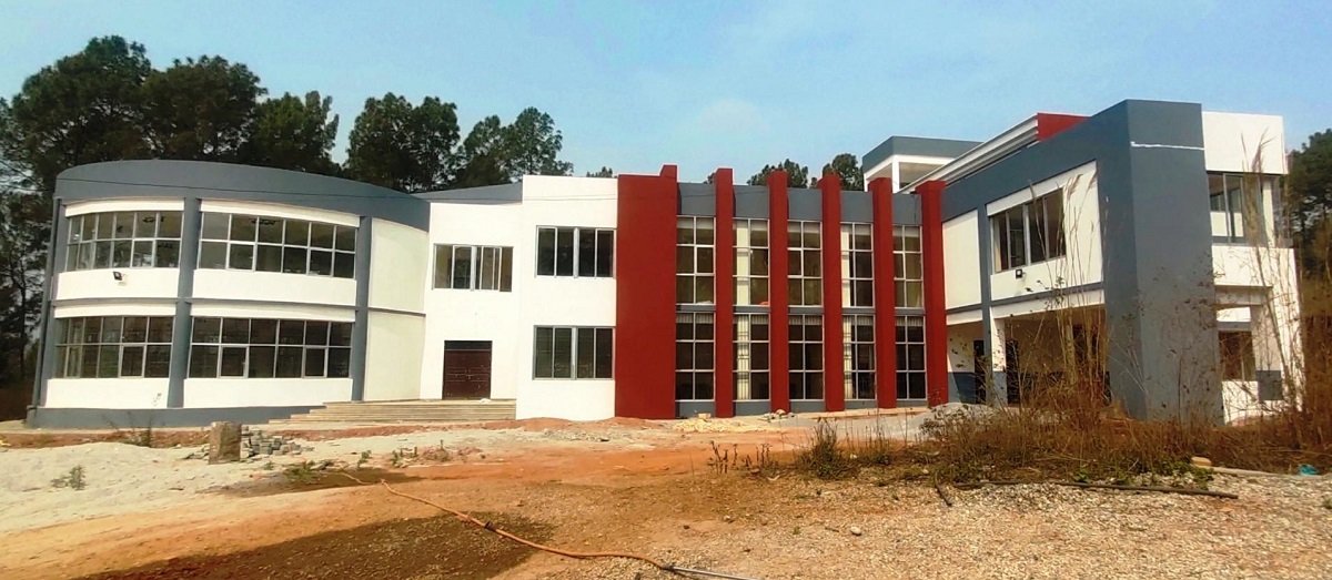 किन पाँचखालमा ‘सेज’ निर्माणको कामले गति लिएन् ?