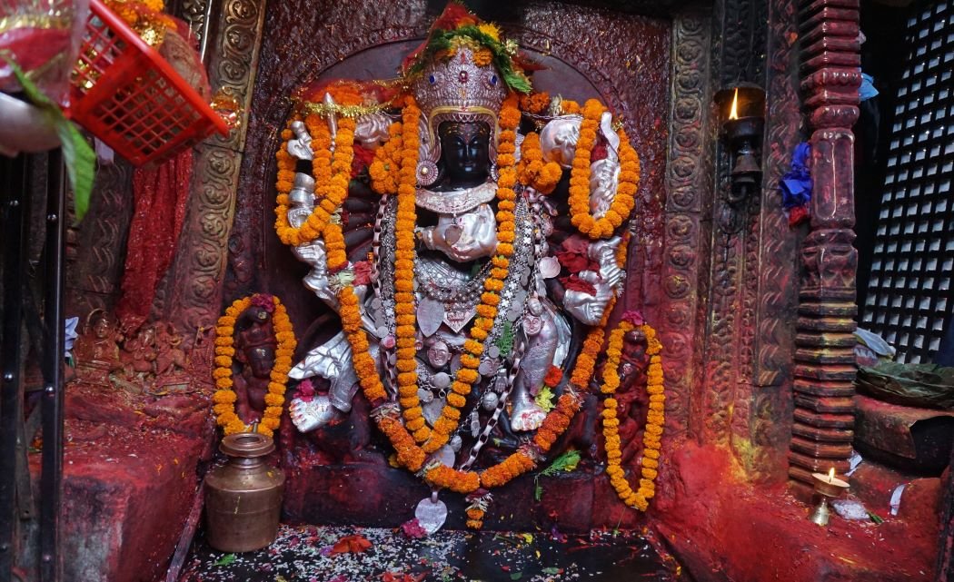 प्रधानमन्त्री शाहबाट पलाञ्चोक भगवतीको दर्शन