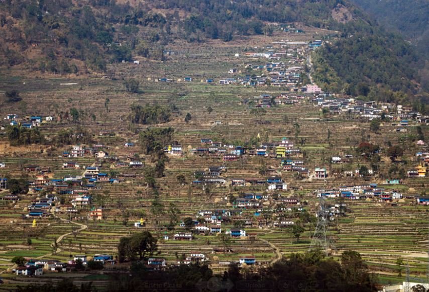पाङ  र  खुर्कोट गाउँ