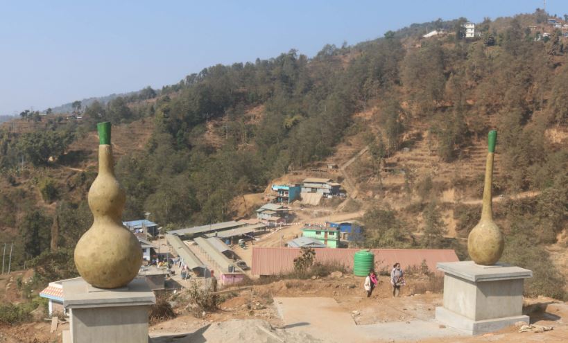 यलम्बर पार्कमा चिण्डो