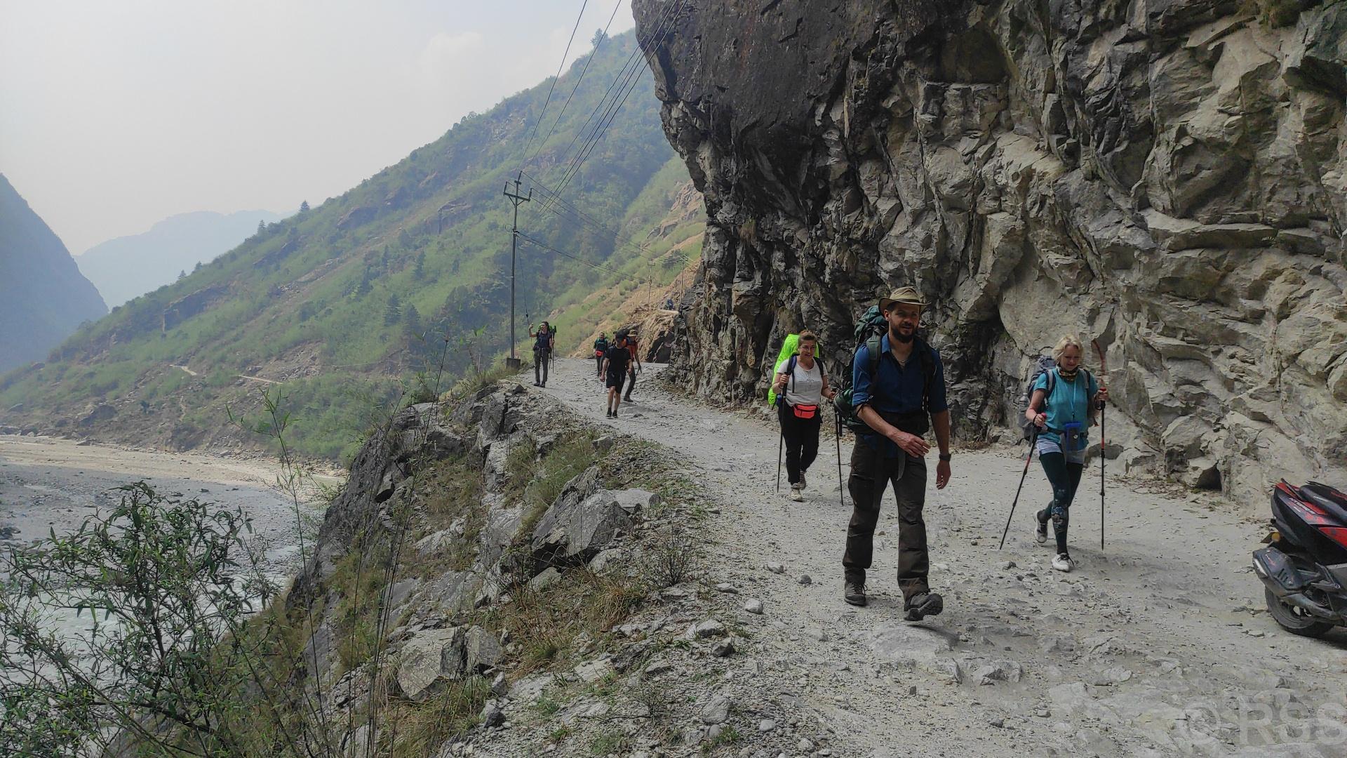 मनाङमा विदेशी पर्यटकको आकर्षण बढ्दै, एक वर्षमा ३७ हजार भित्रिए