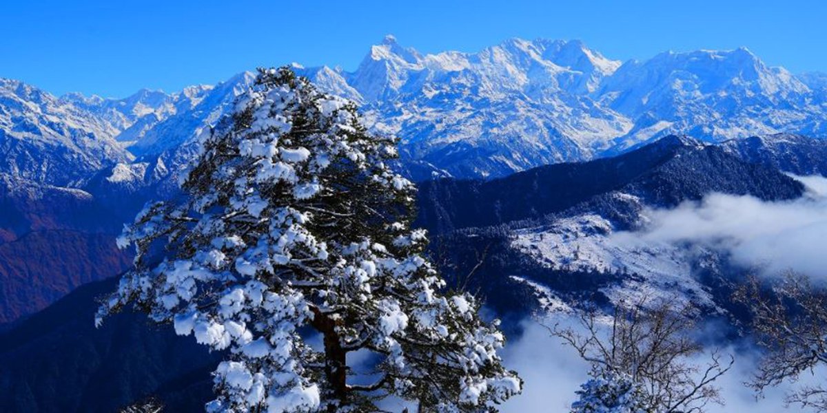 पाथीभरा क्षेत्रमा हिमपात : चिसो बढ्दा धार्मिक पर्यटकको आकर्षण थपिँदै