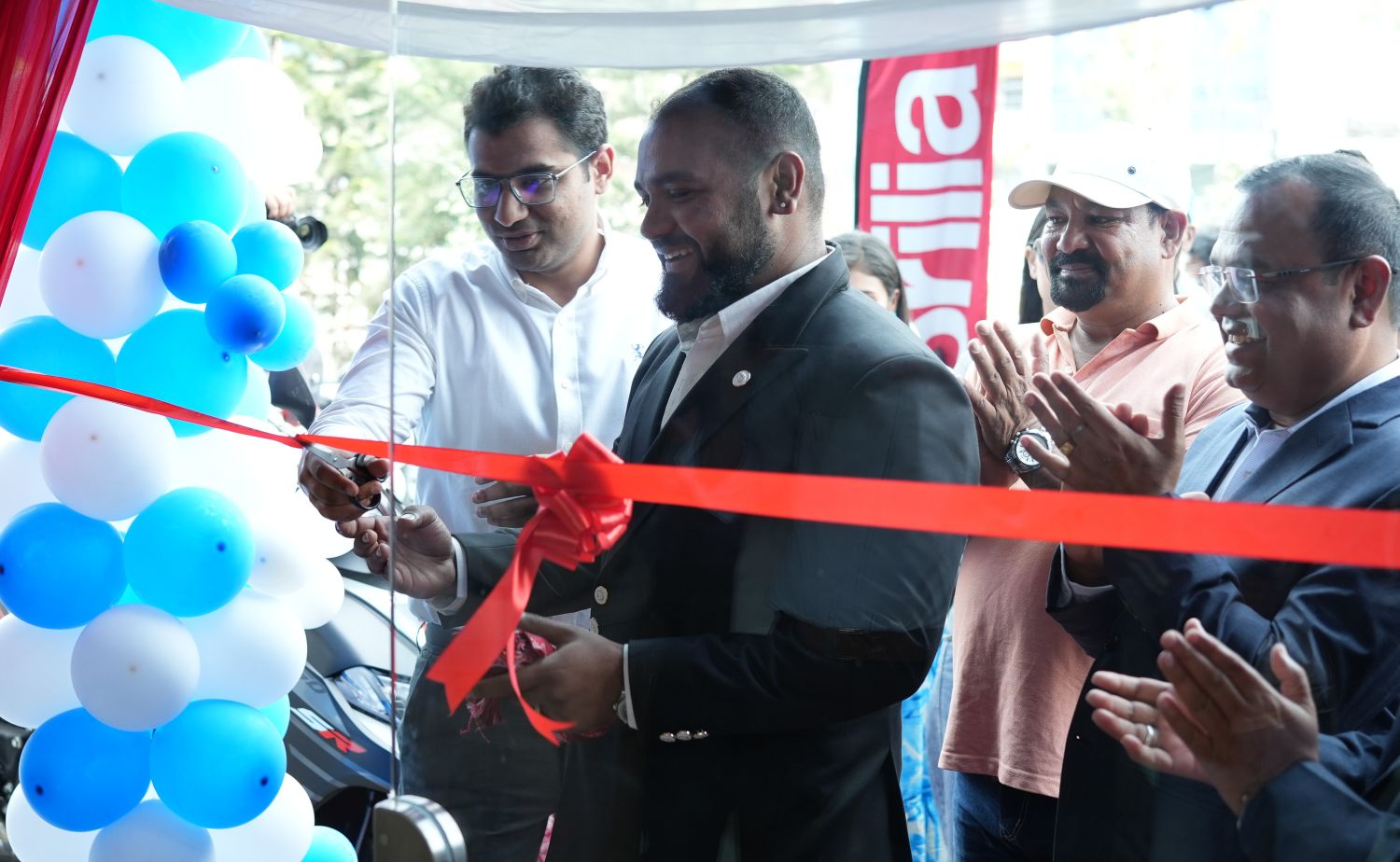 भेस्पा तथा अप्रिलियाको सुविधासम्पन्न नयाँ शोरुम भक्तपुरमा खुल्यो