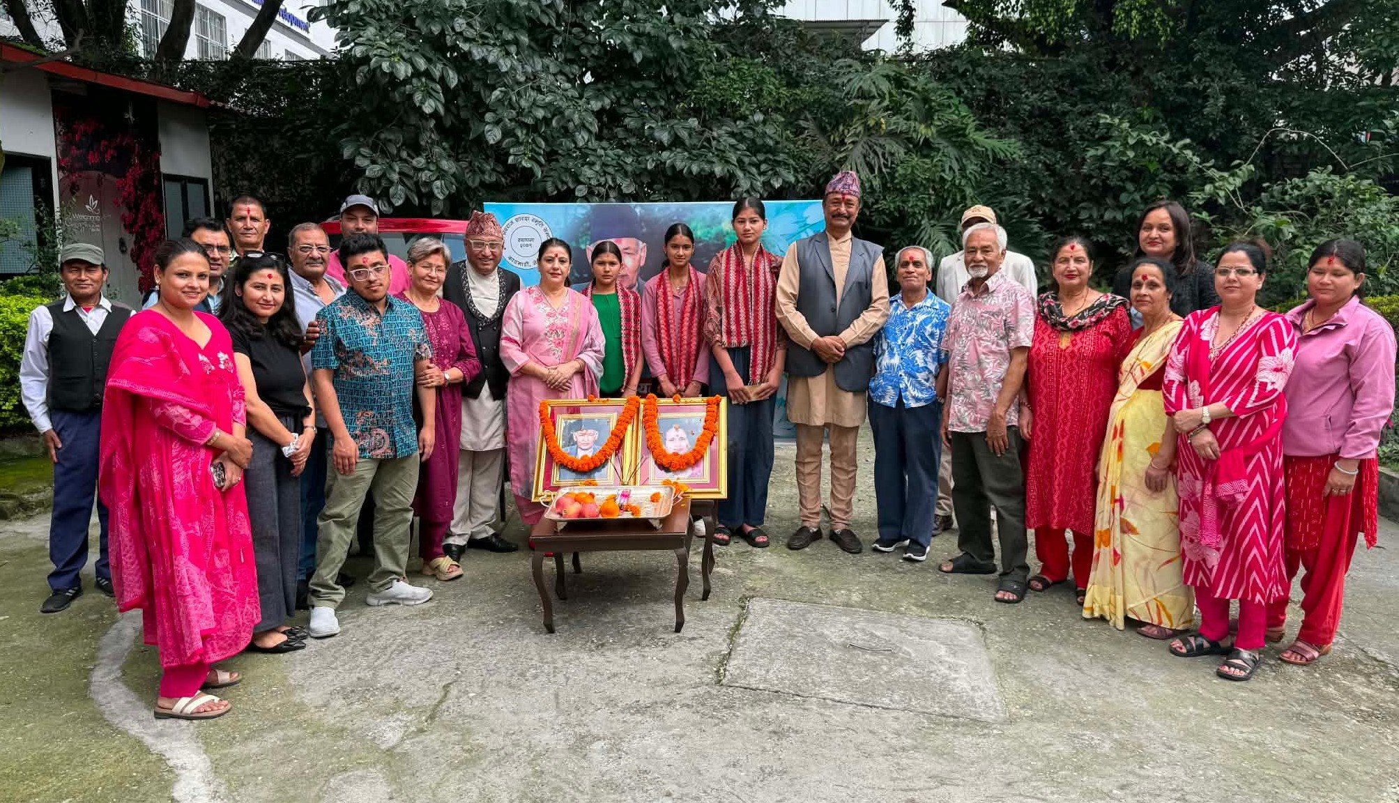 पं. नबराज शारदा स्मृति समाजद्वारा तीन जनालाई छात्रवृत्ति प्रदान