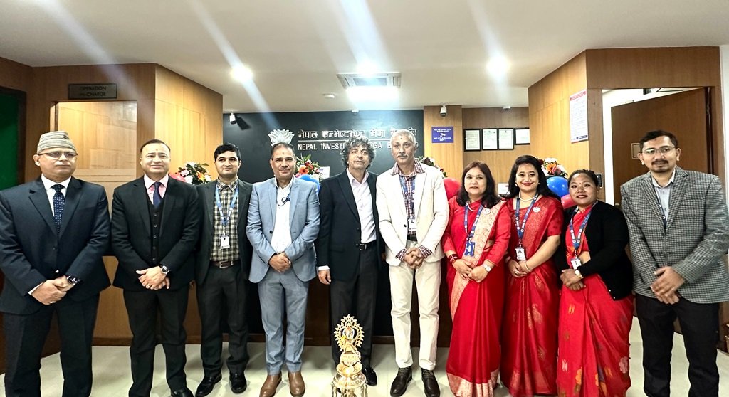 नेपाल इन्भेष्टमेण्ट मेगा बैंकको घण्टाघर शाखा काठमाडौंको प्रदर्शनी मार्गमा स्थानान्तरण