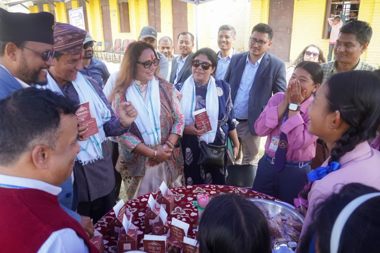 वल्डलिंकको ‘आई जात्रा’ कार्यक्रम सिमराको नेपाल राष्ट्रिय सेकेन्डरी विद्यालयमा सम्पन्न