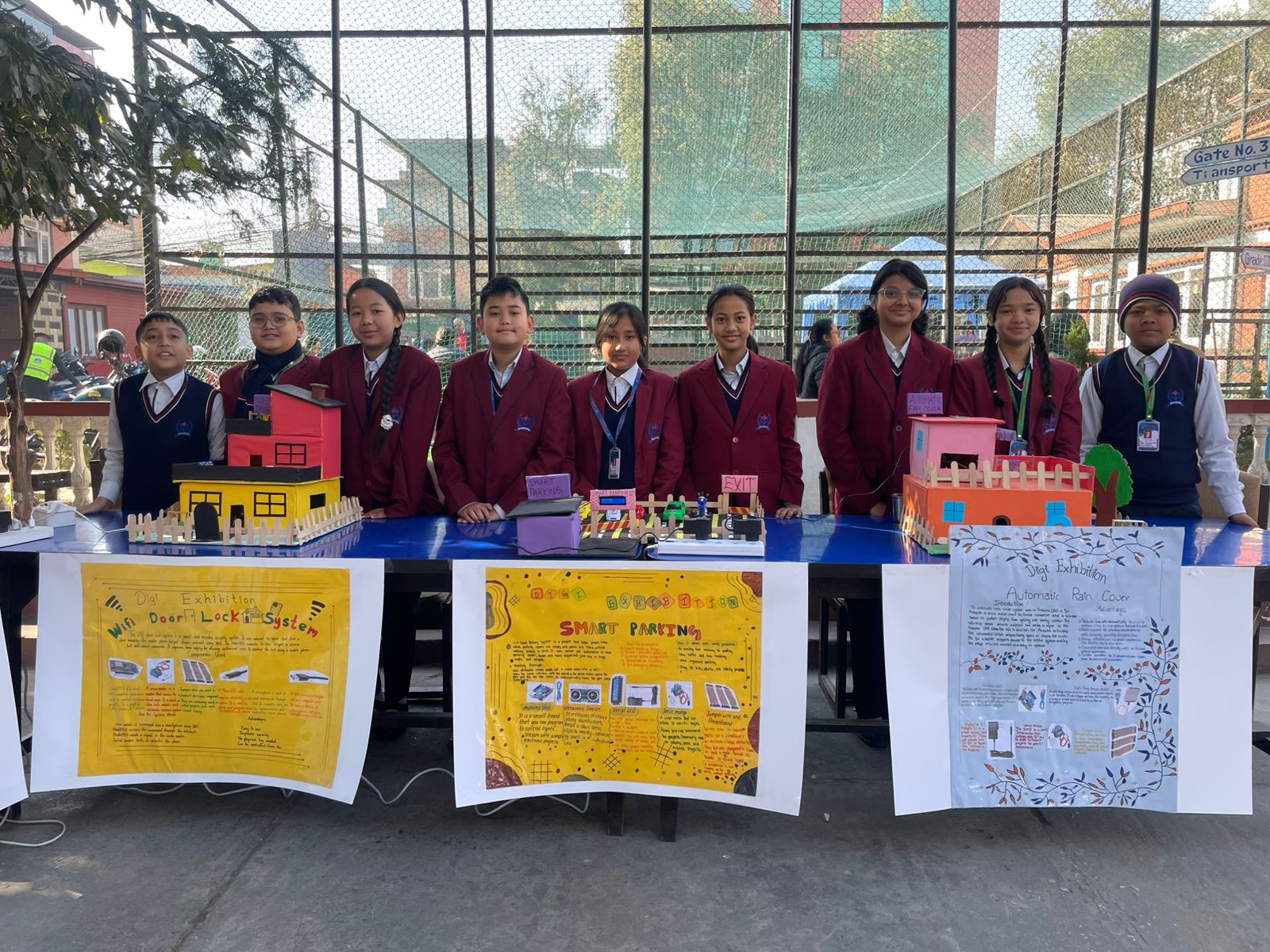 विद्यालयहरूमा डिजिटल साक्षरताको अभियानमा डिजी स्कुल
