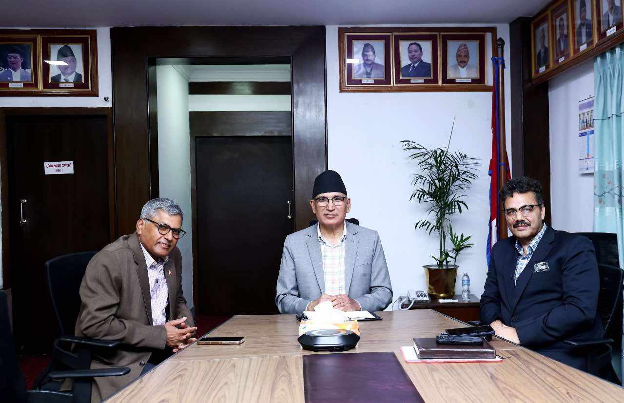 गभर्नर सिफारिस समिति बैठक सुरू
