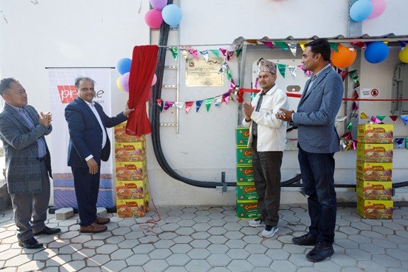 ‘करेन्ट नूडल्स’ अब ग्रीन इनर्जीबाट बनाइने, उत्पादन प्लान्टमा सोलार पीभी रूफ-टप प्रणाली जडान