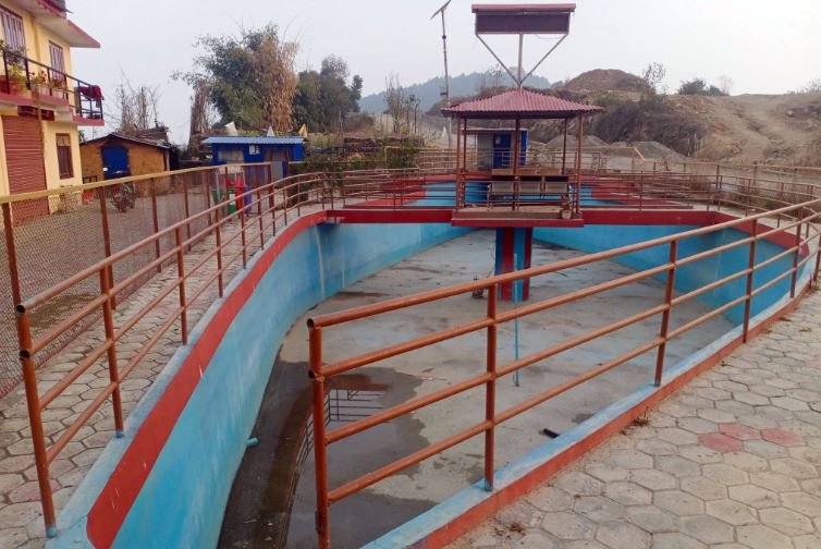 पानी विनाको आँखापोखरी