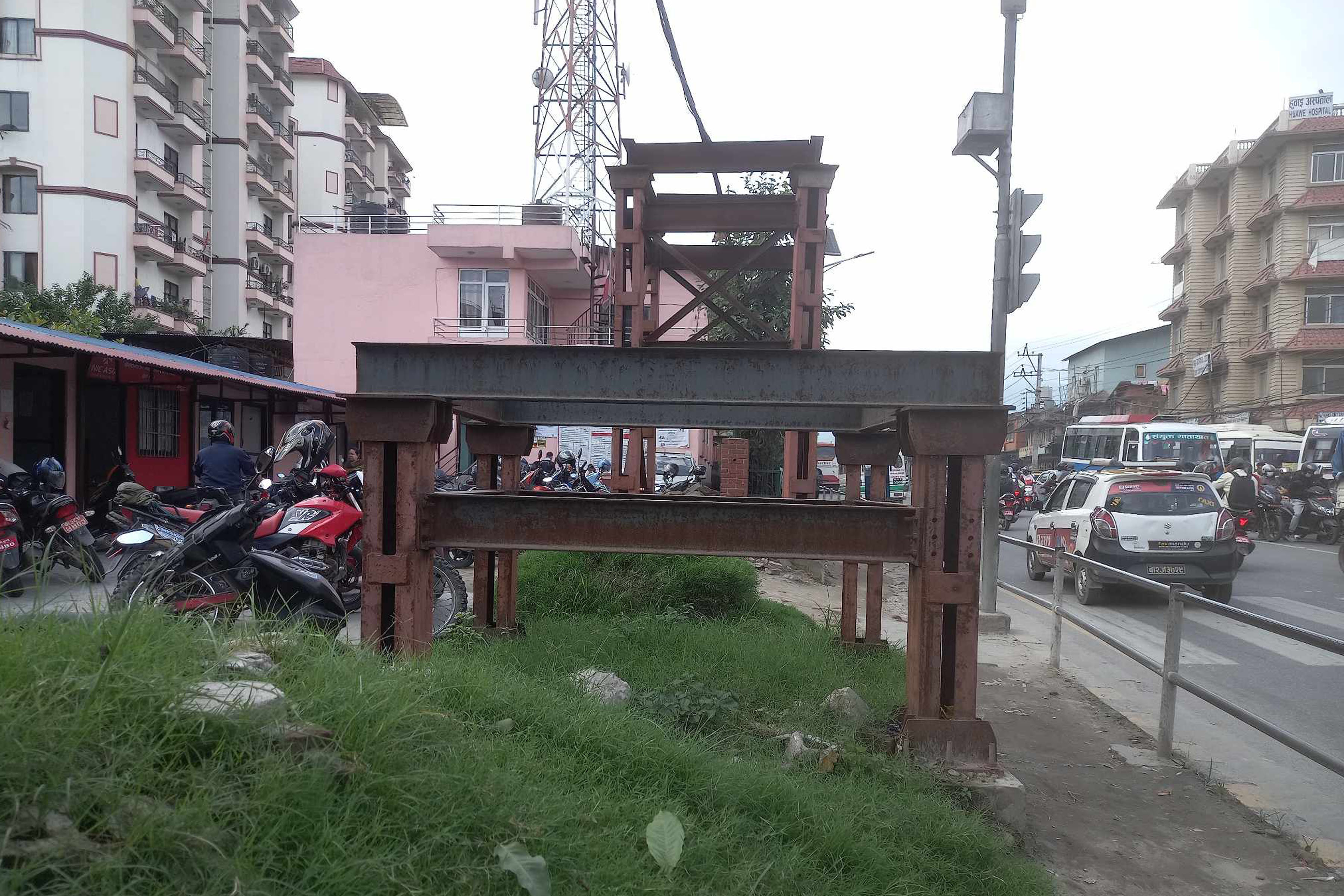 अलपत्र मित्रपार्कको आकाशेपुल