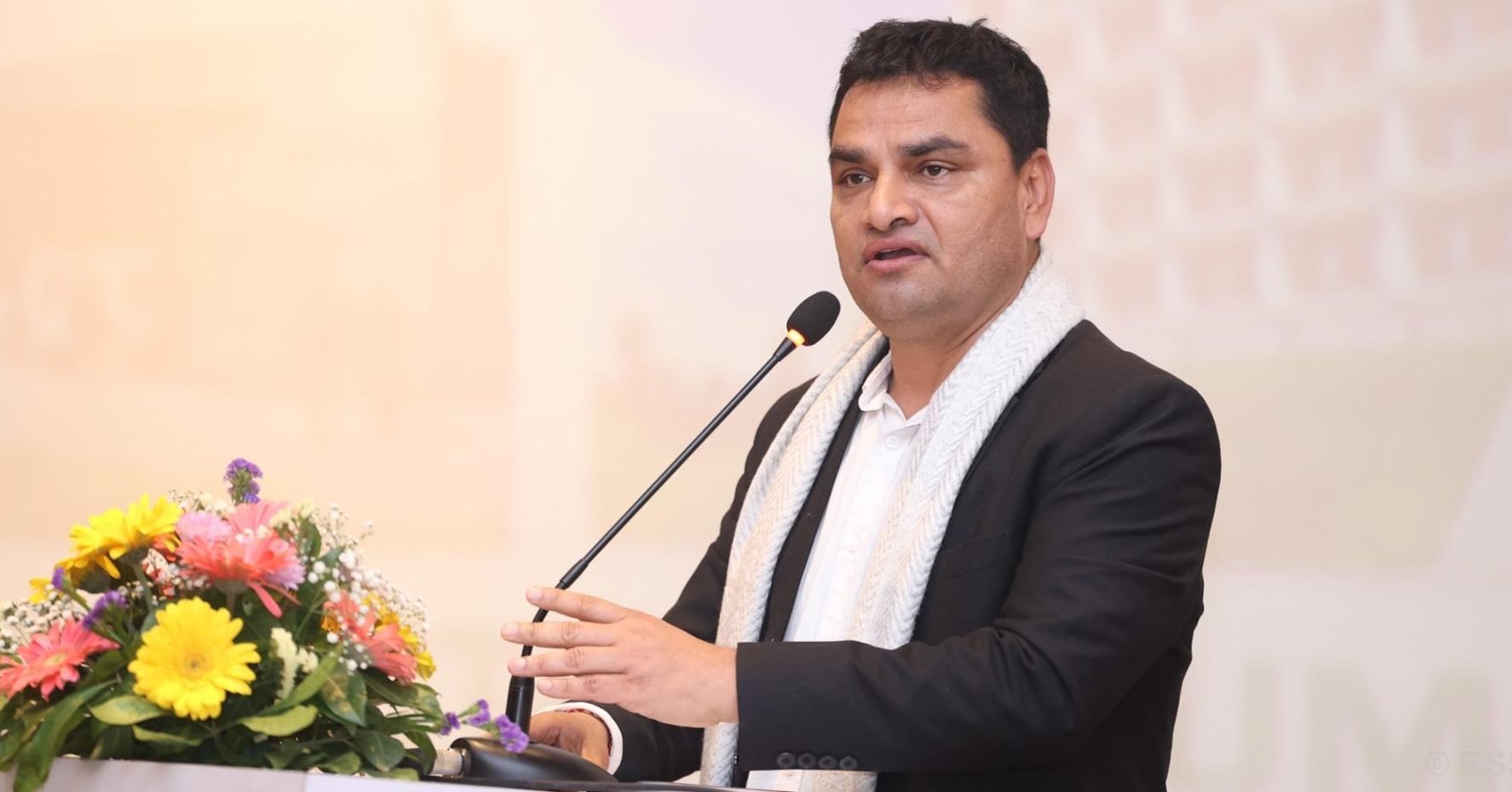 जनसंख्याका चुनौती सम्बोधन गर्न राष्ट्रिय जनसंख्या नीतिः स्वास्थ्य मन्त्री पौडेल