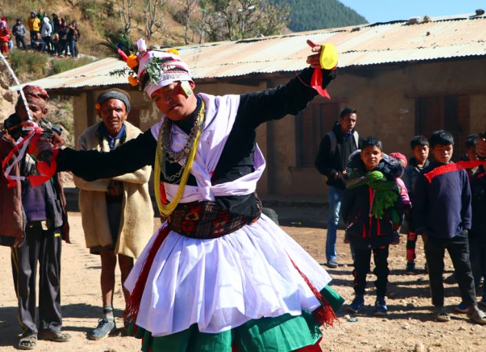 पुतली नाच प्रस्तुत
