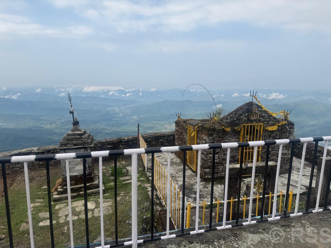 पर्यटक आकर्षणको केन्द्र बन्दै लमजुङको ‘राइनासकोट’