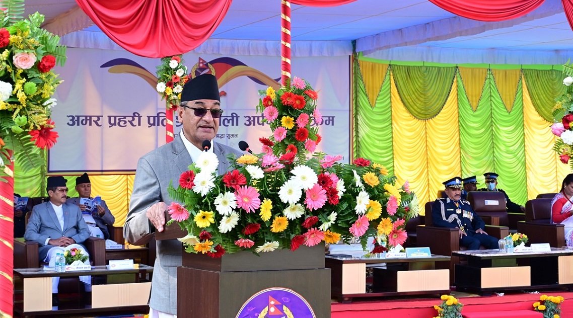 नेपाल प्रहरी मुलुककोमहत्त्वपूर्ण संस्थाका रूपमा स्थापित भएको छ : गृहमन्त्री लेखक